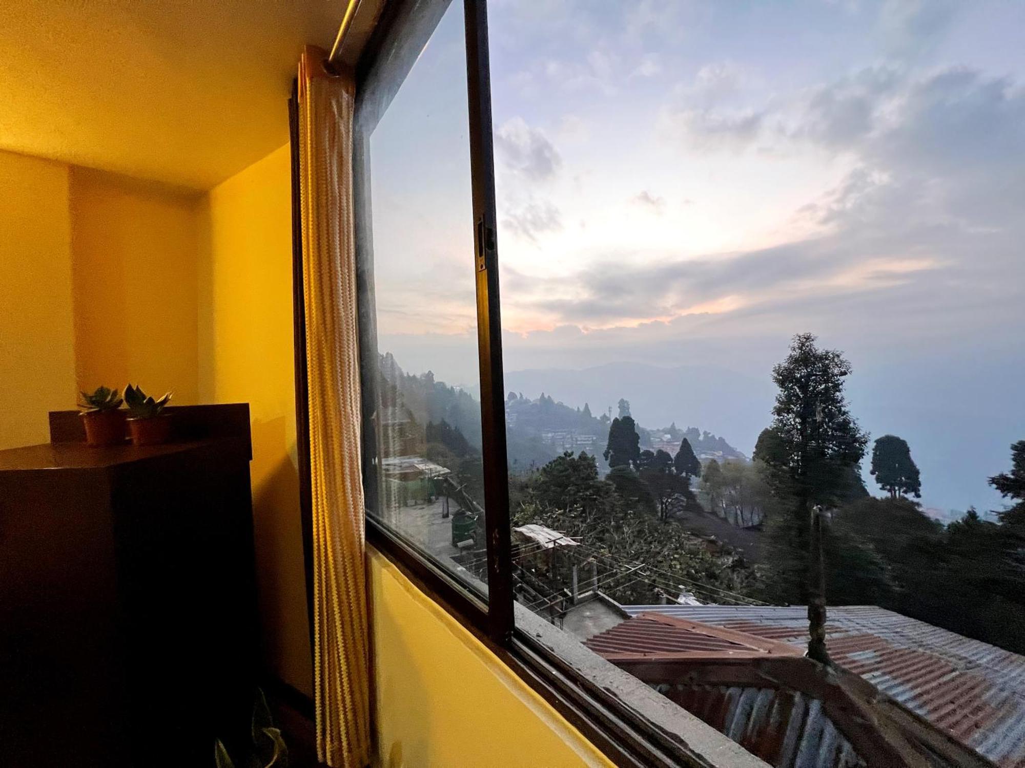 Darjeeling Heights - A Boutique Mountain View Homestay ห้อง รูปภาพ