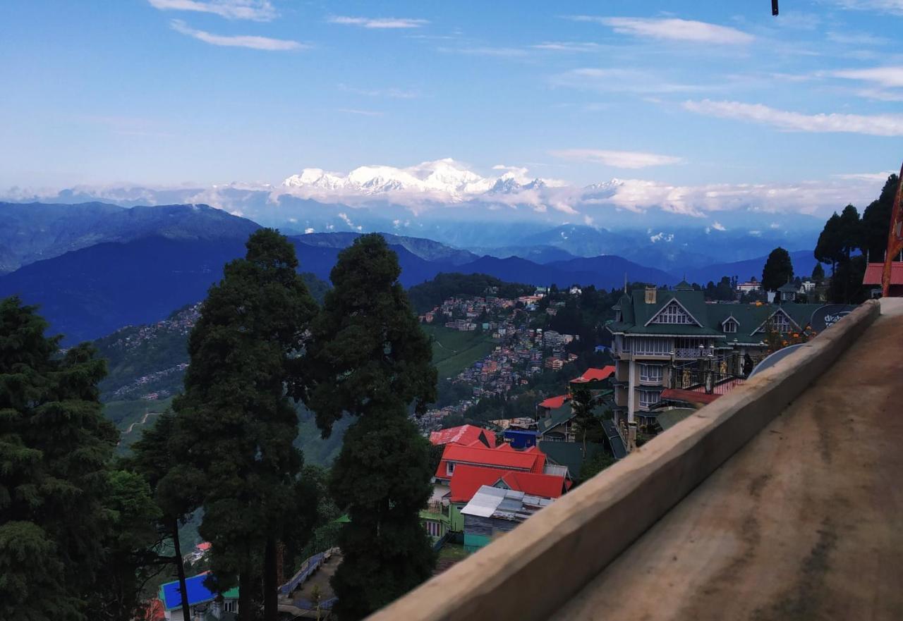 Darjeeling Heights - A Boutique Mountain View Homestay ภายนอก รูปภาพ